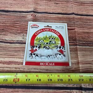 Model power H.O scale # 5731 black/white cows diorama accessories sealed